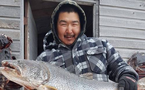 Aaron Gibbons_fishing_Gibbons family photo